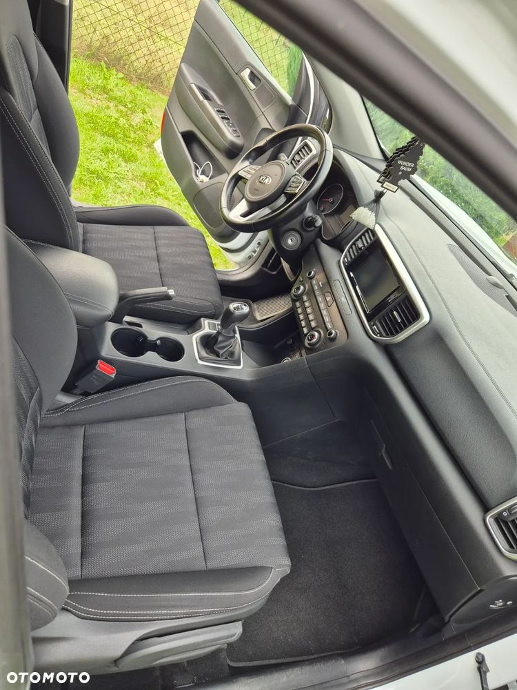 Kia Sportage 1.6 GDI L 2WD - 6