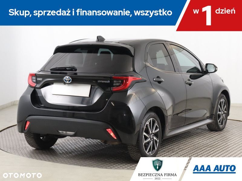 Toyota Yaris - 7