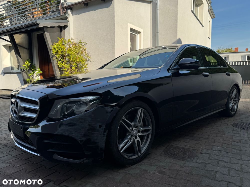 Mercedes-Benz Klasa E 200 9G-TRONIC AMG Line - 5
