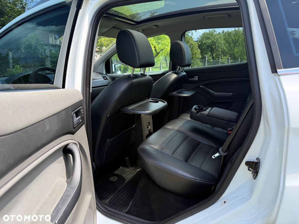 Ford Kuga 2.0 TDCi 4x4 Titanium - 12