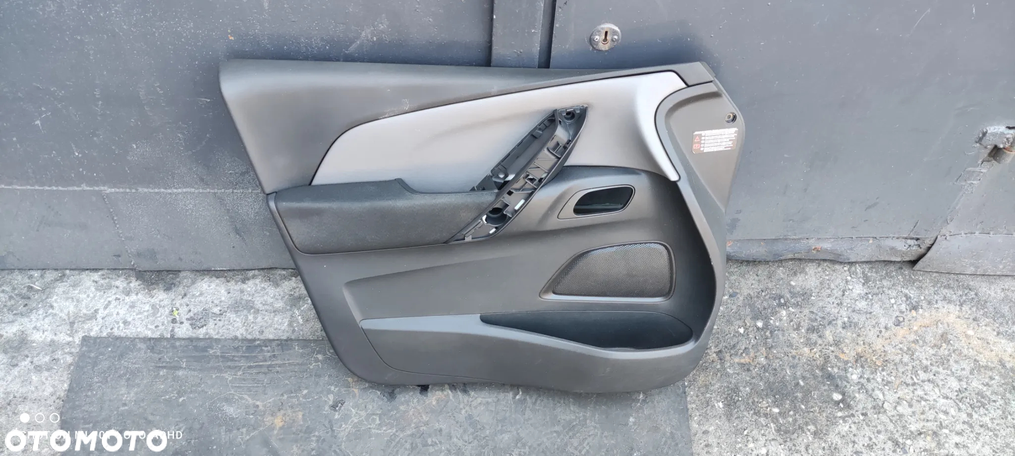 Boczek drzwi przedni lewy Citroen C4 Grand Picasso II - 2