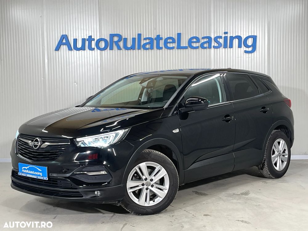 Opel Grandland X 1.2 Start/Stop Automatik Business Edition - 1