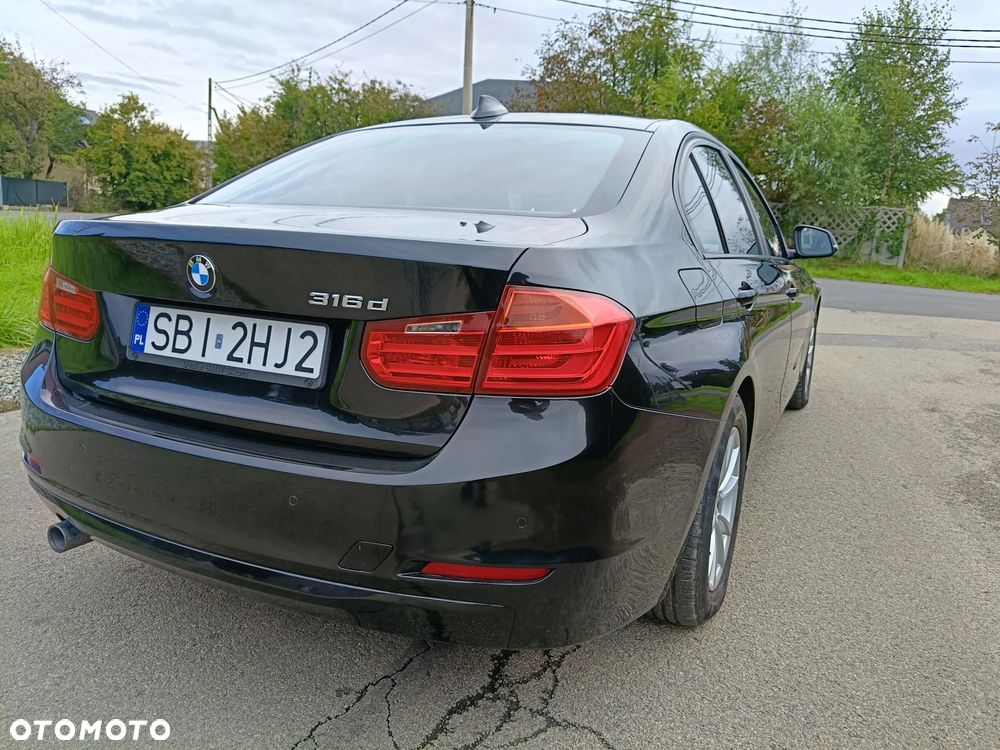 BMW Seria 3 316d EU6 - 11
