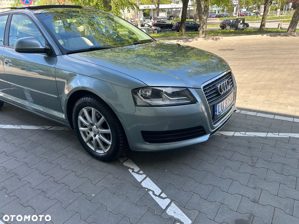 Audi A3 Sportback 1.6 TDI DPF Ambition - 4