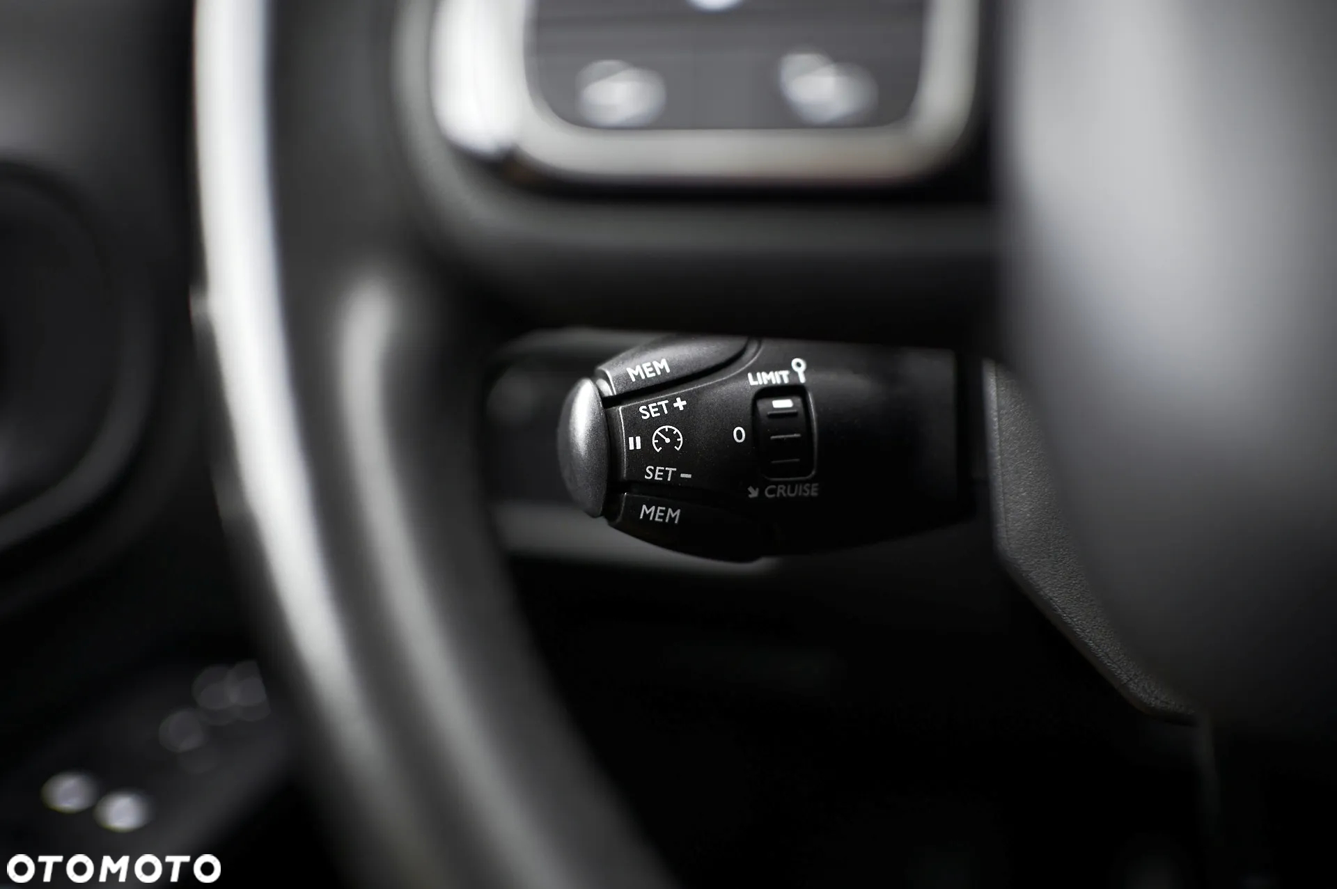 Citroën C5 Aircross 1.2 PureTech Live - 38
