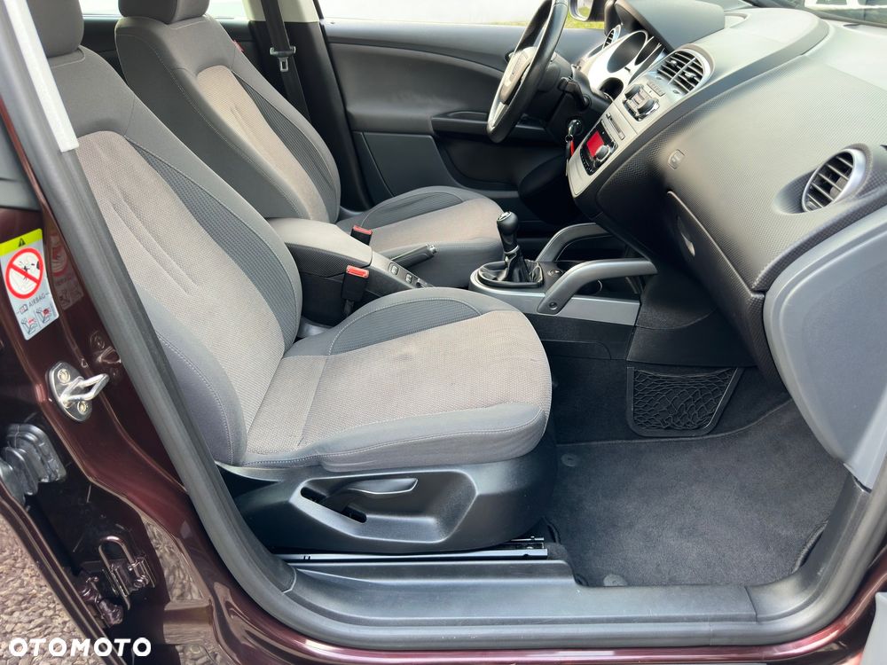 Seat Altea XL 2.0 TDI DPF Style - 10