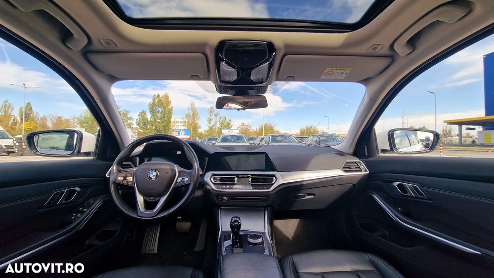 BMW Seria 3 320d xDrive AT MHEV - 12