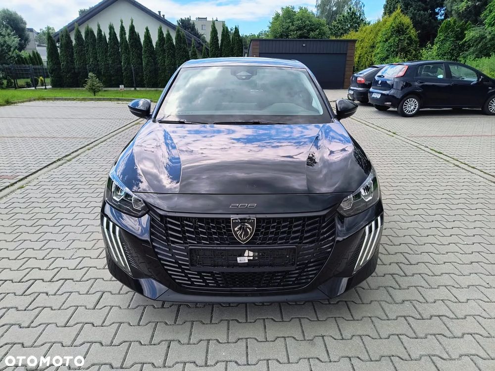 Peugeot 208 - 15