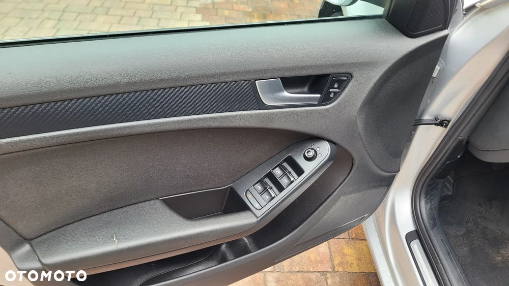 Audi A4 Avant - 22
