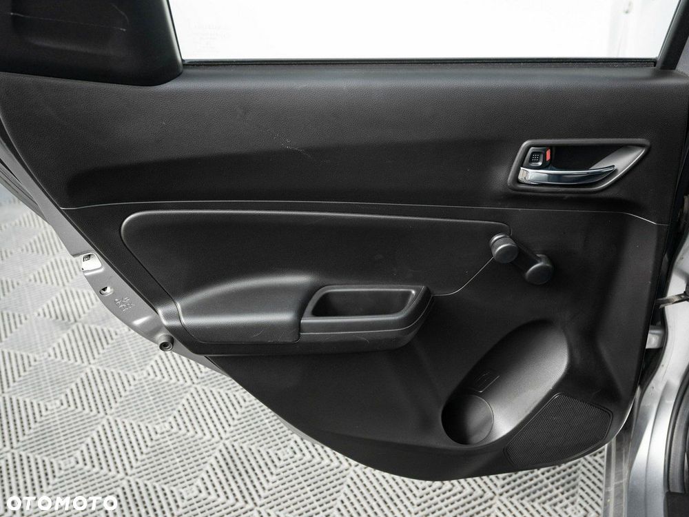 Suzuki Swift - 19