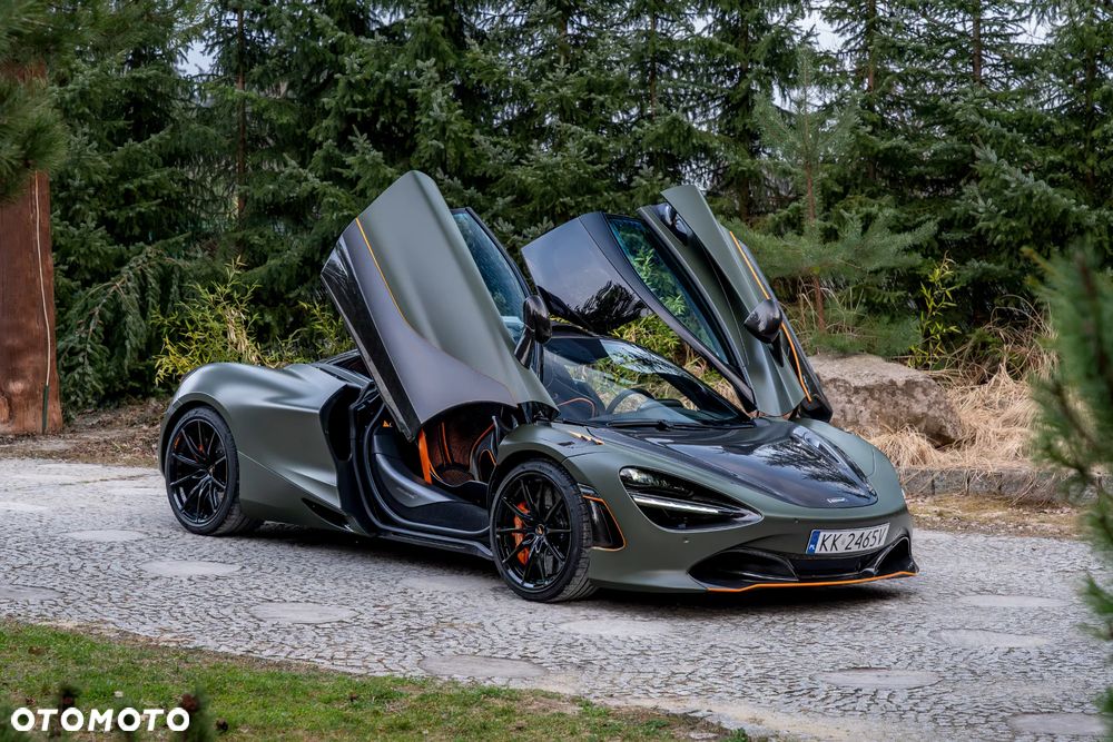 McLaren 720S Coupe - 2