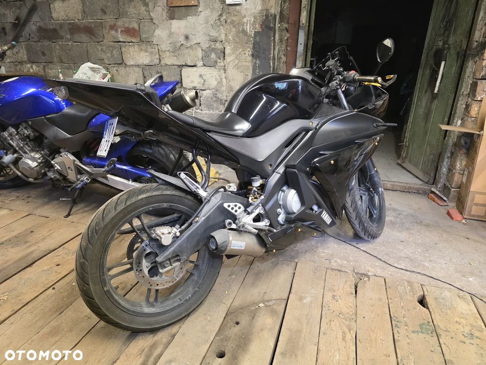 Yamaha YZF - 3