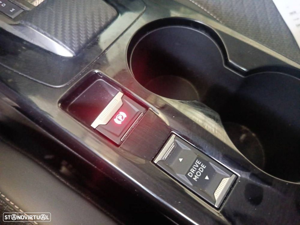 Peugeot 208 1.2 PureTech Allure EAT8 - 19
