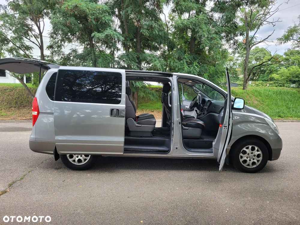 Hyundai H-1 2.5 CRDi Premium - 8