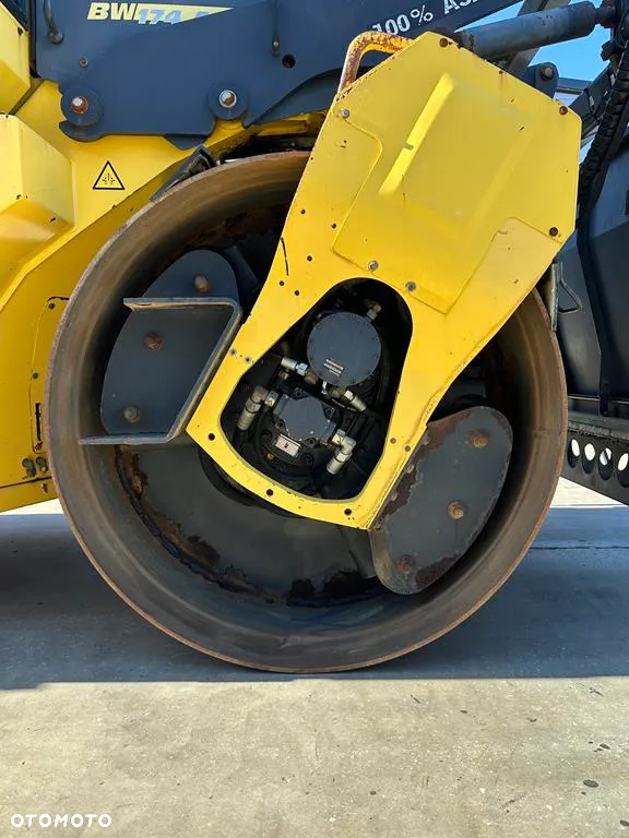 Bomag BW 174 AD - 8