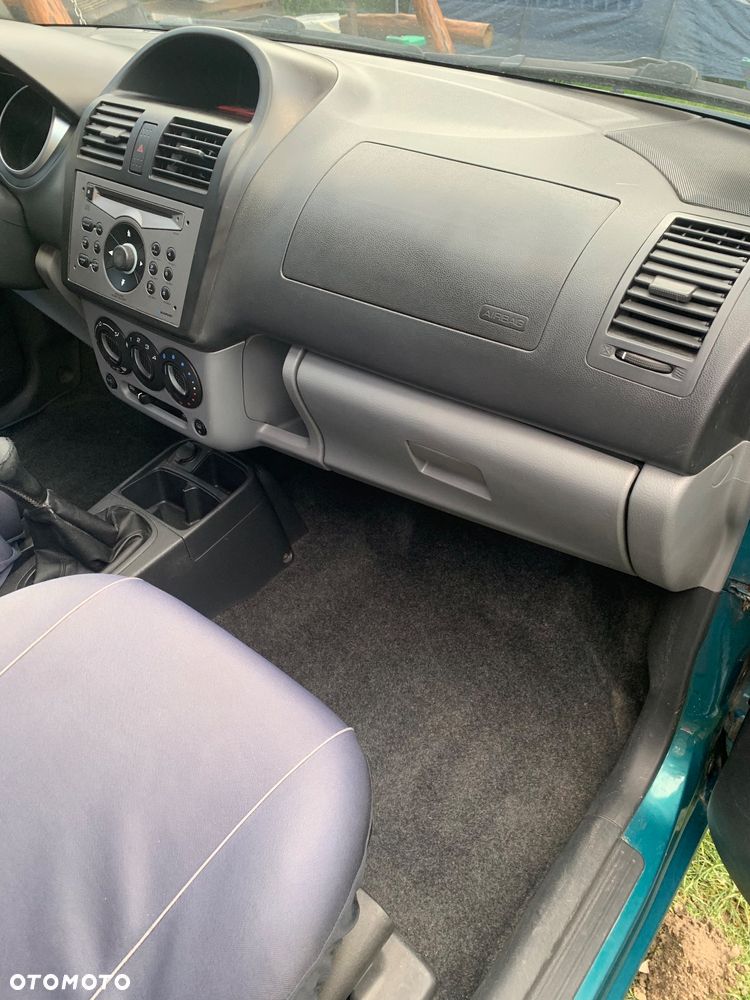 Suzuki Ignis - 10