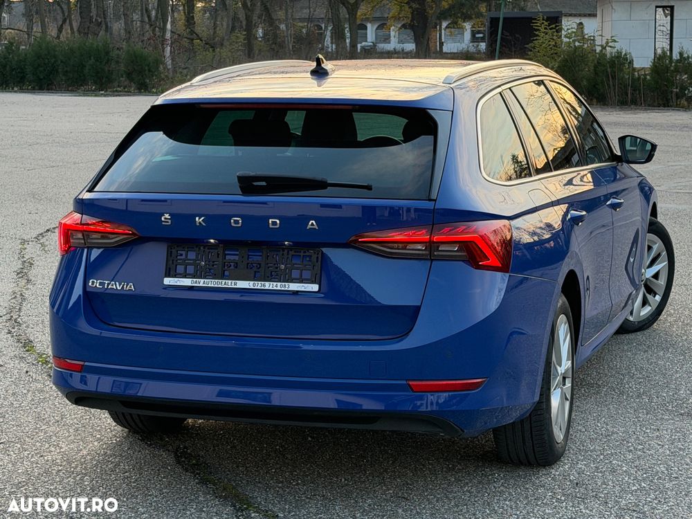 Skoda Octavia 2.0 TDI STYLE DSG - 12