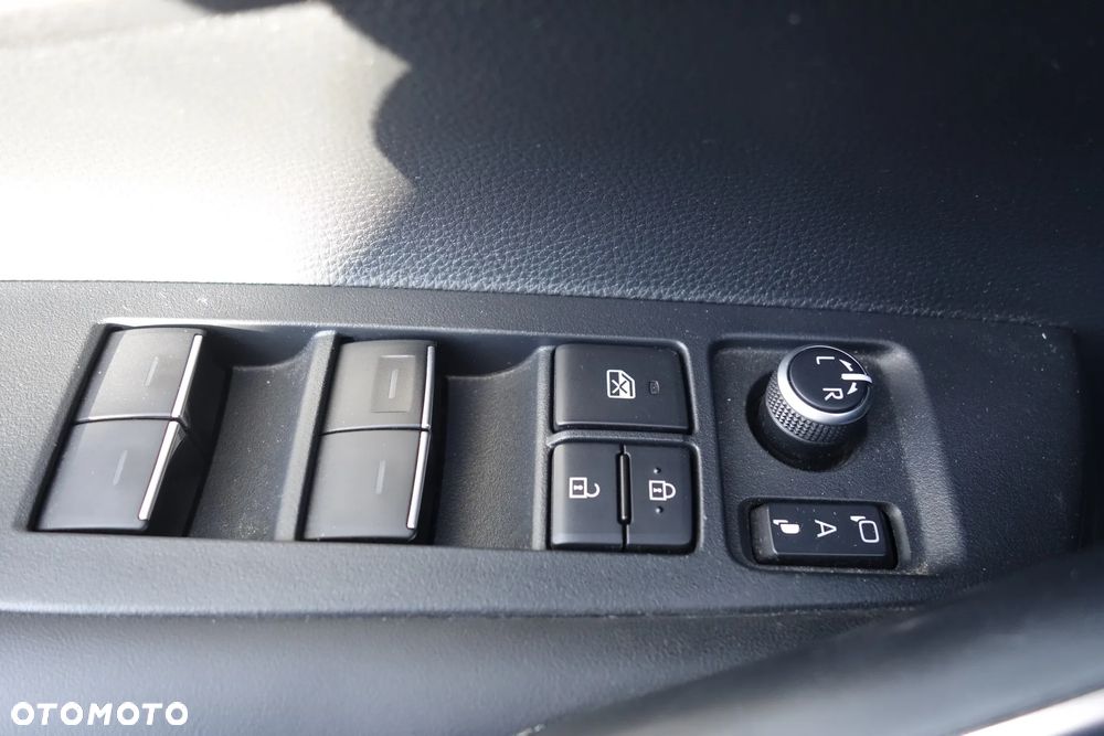 Toyota Corolla 1.8 Hybrid GR Sport - 18