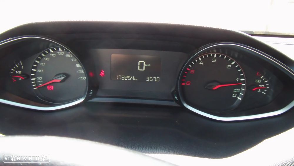 Peugeot 308 SW BlueHDi 120 Stop & Start Nível 2 Business-Line - 14