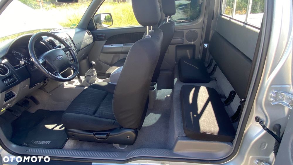 Ford Ranger 2.5 TDCi DC XLT - 39