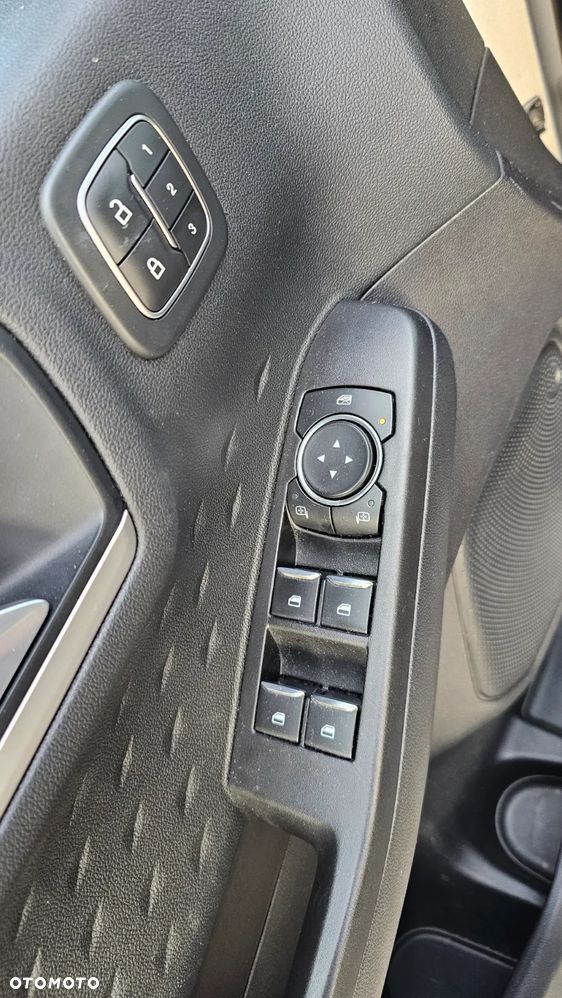 Ford Escape 1.5 EcoBoost AWD SE - 13