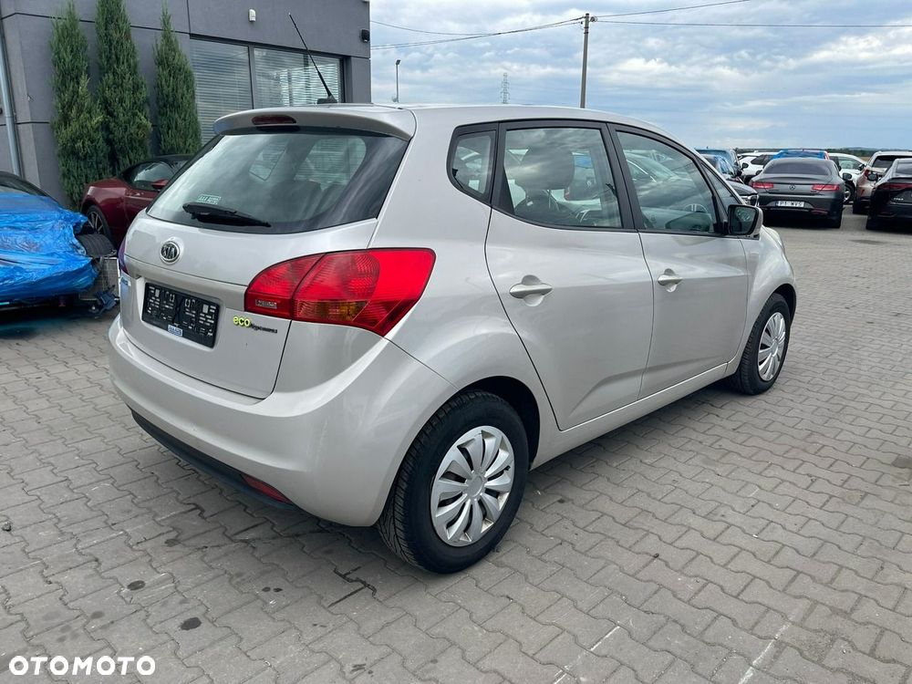 Kia Venga 1.4 CRDi M - 3