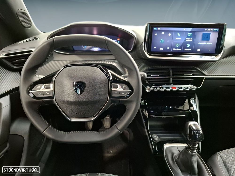 Peugeot 2008 1.2 PureTech Allure - 18