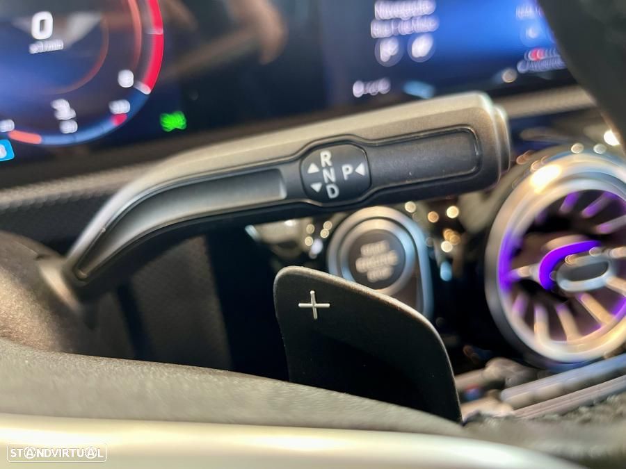 Mercedes-Benz CLA 180 7G-DCT Edition Progressive Line - 16