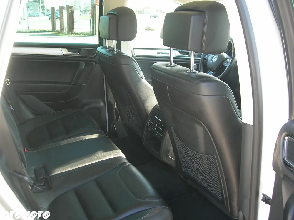 Volkswagen Touareg 3.0 V6 TDI SCR Blue Motion DPF Automatik - 20
