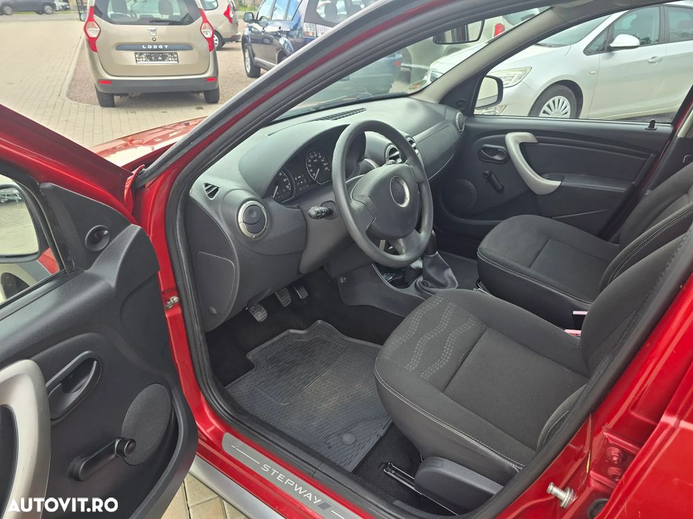 Dacia Sandero 1.6 MPI Stepway - 12