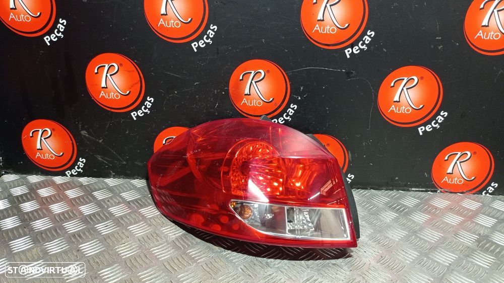 Farolim Stop Esq Renault Clio Iii (Br0/1, Cr0/1) - 1