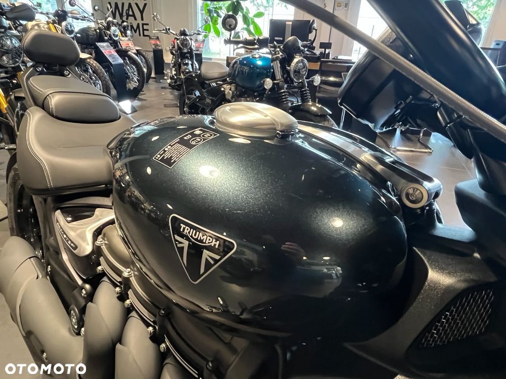 Triumph Rocket - 4