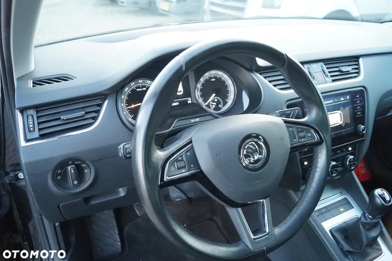 Skoda Octavia - 16