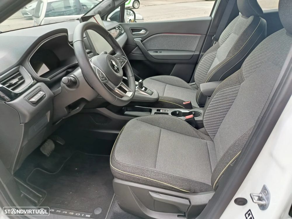 Mitsubishi Grandis 1.3 DI-T Intense 7DCT - 9