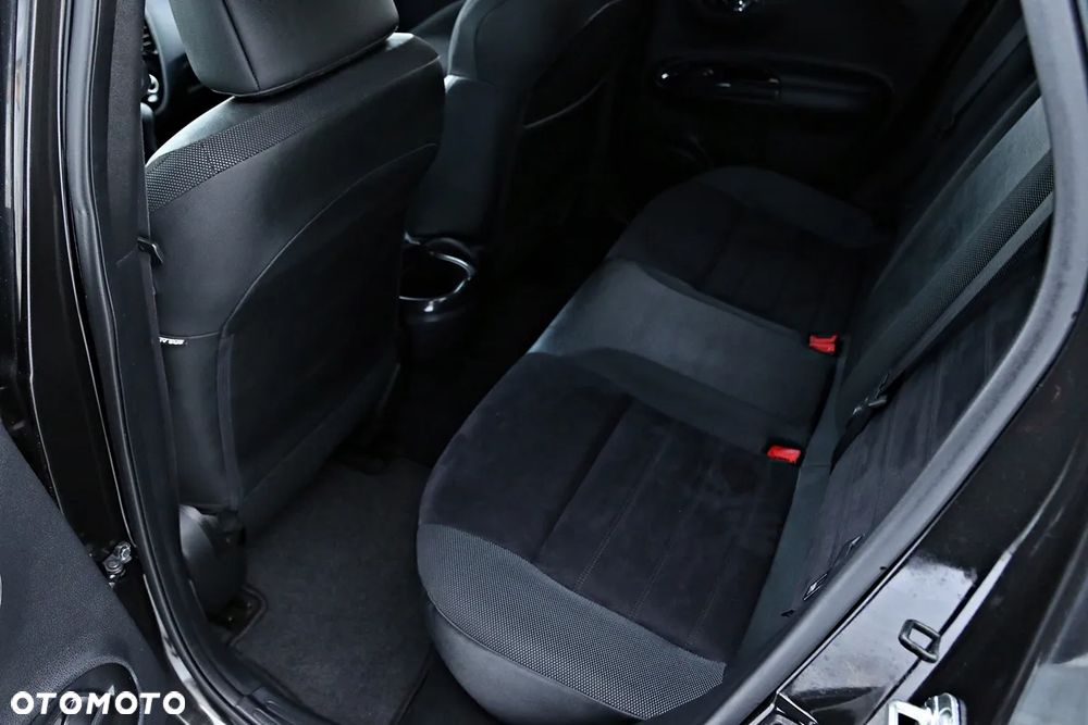 Nissan Juke 1.6 Xtronic Tekna - 33