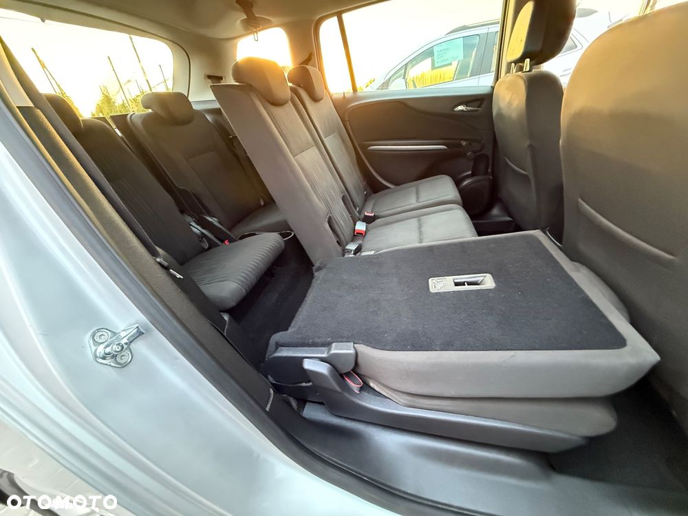 Opel Zafira Tourer 1.8 Selection - 23