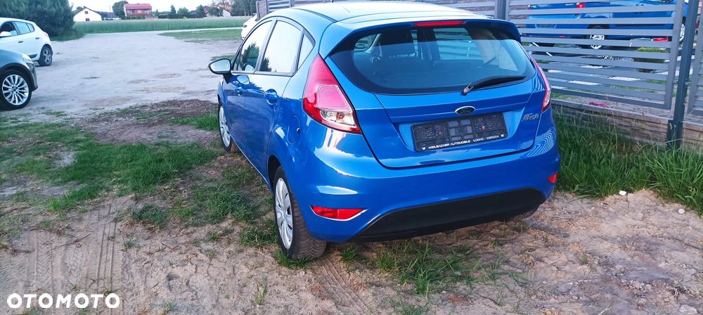 Ford Fiesta - 8