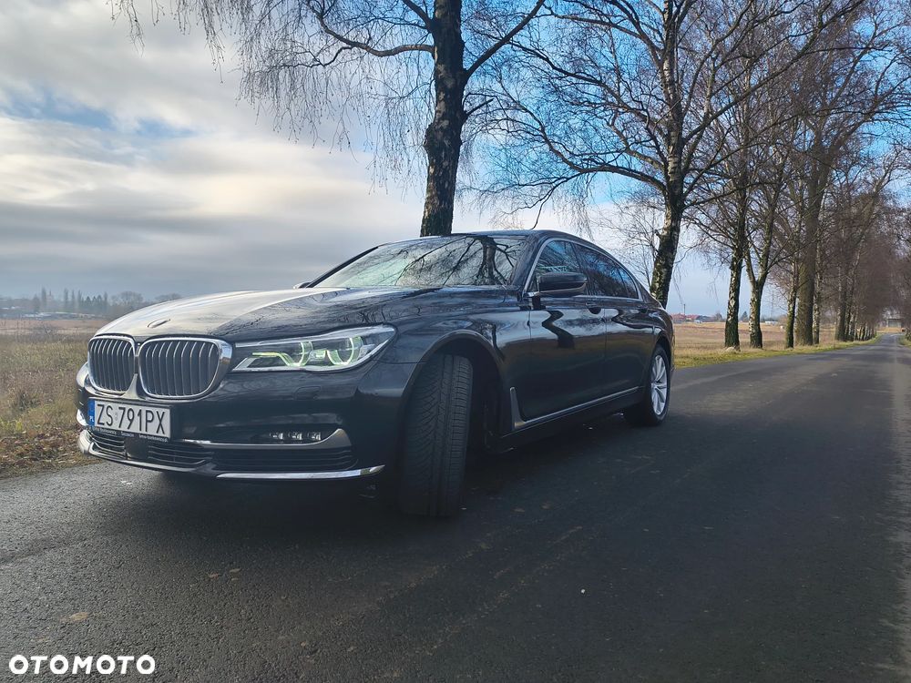 BMW Seria 7 ver-740ld-xdrive - 17