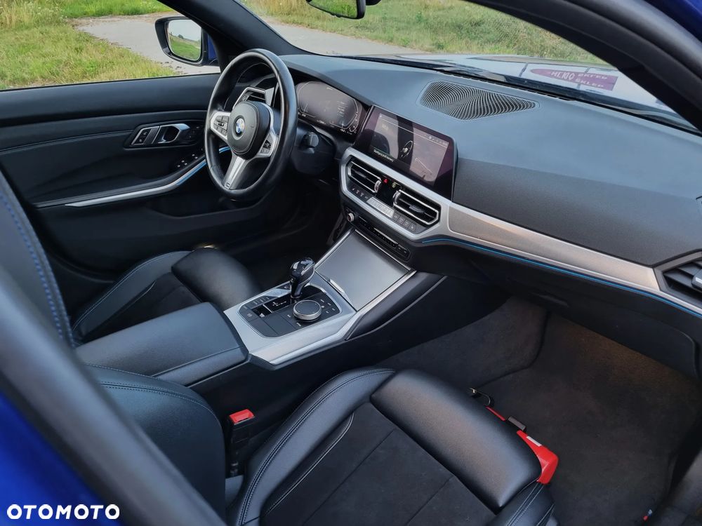 BMW Seria 3 - 16