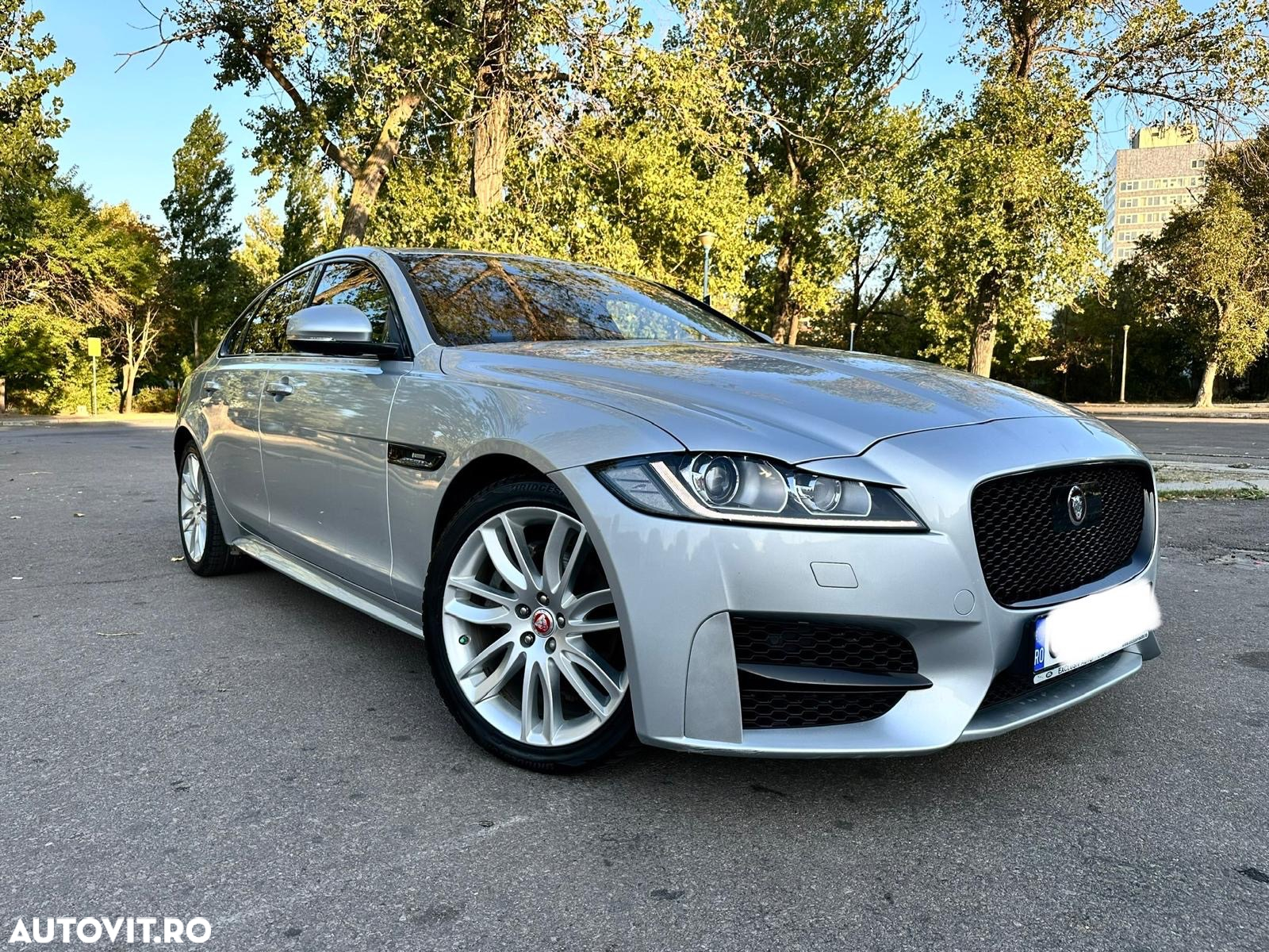 Jaguar XF 20d Aut. R-Sport - 3