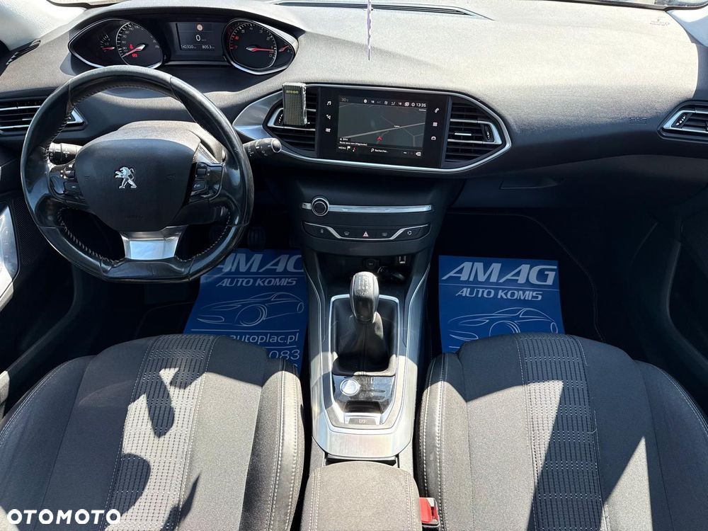 Peugeot 308 1.2 PureTech Business Line S&S - 21