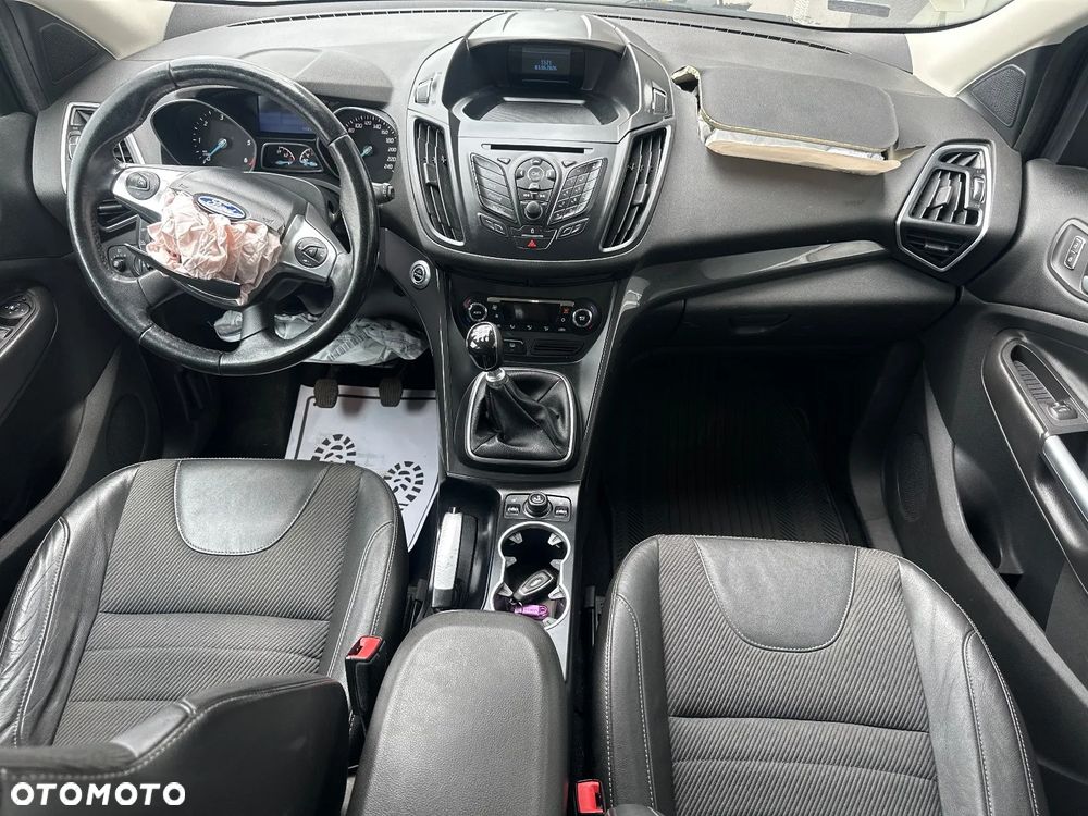 Ford Kuga - 29