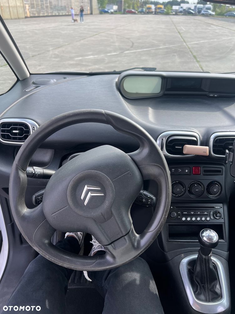 Citroën C3 Picasso 1.4i Attraction - 12
