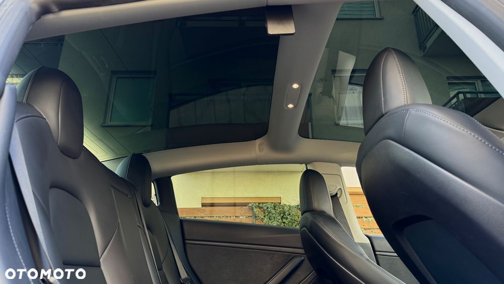 Tesla Model 3 - 15