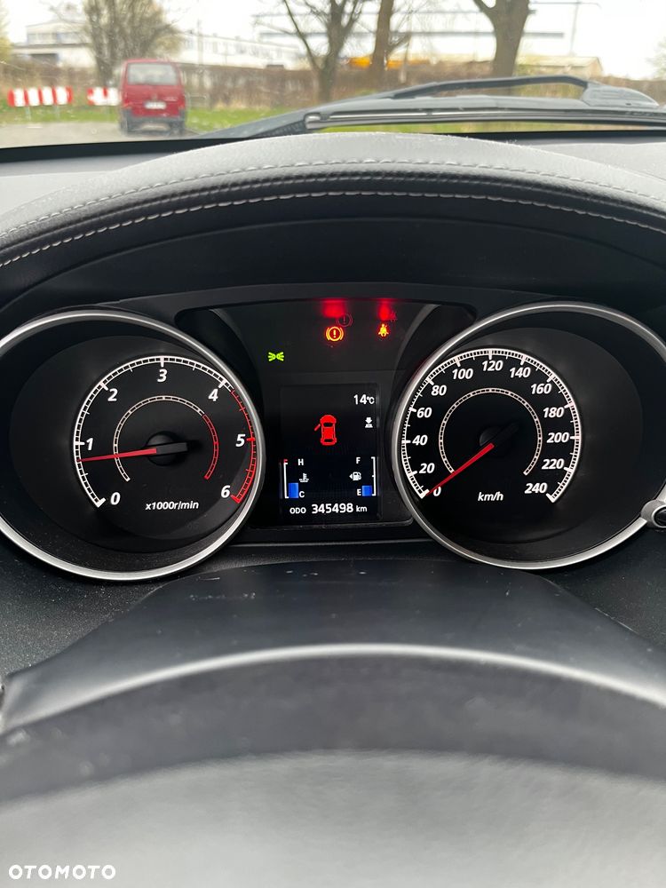 Mitsubishi Outlander 2.2 DID Intense + EU5 - 8