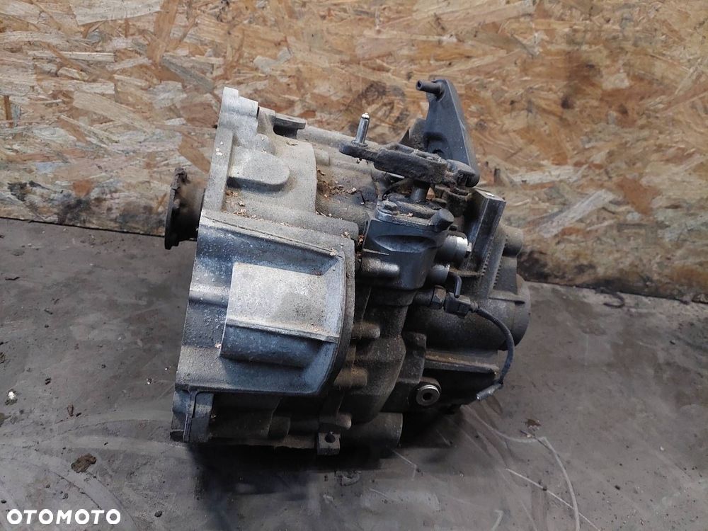 SKRZYNIA BIEGÓW SEAT ALTEA XL 2.0 TDI MANUAL 6 BIEGÓW JLU - 2