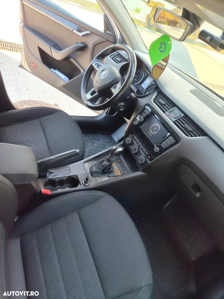 Skoda Octavia 2.0 TDI 4x4 DSG Scout - 10