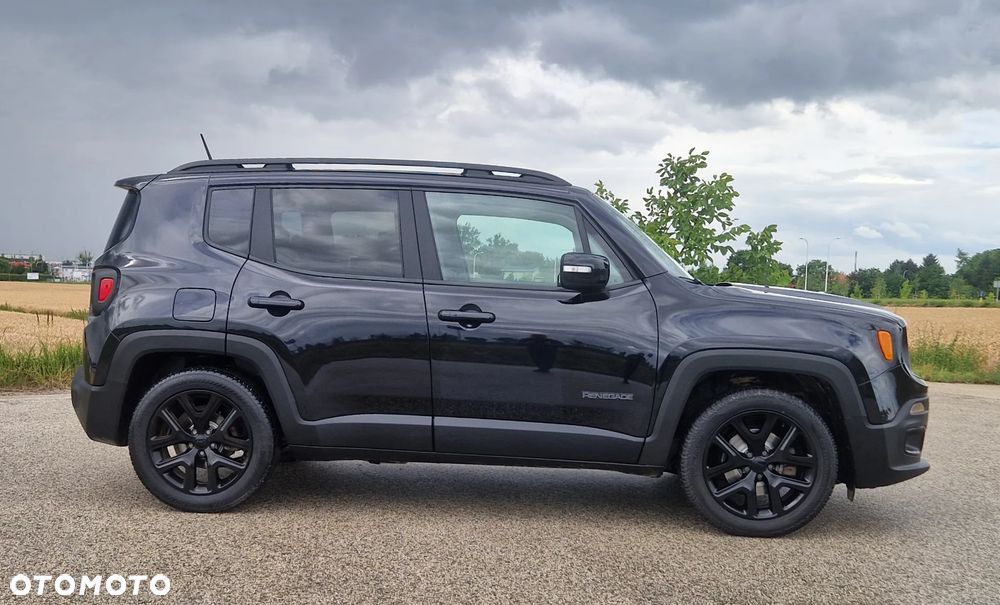 Jeep Renegade 1.6 E-torQ Night Eagle - 3