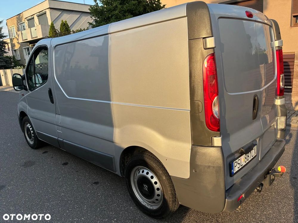 Opel Vivaro - 5