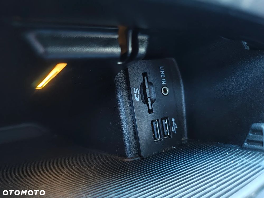 Ford Edge 2.0 TDCi 4x4 Titanium - 39